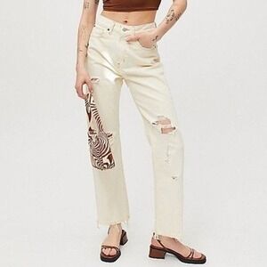 BDG Urban Outfitters Cream Distressed Cowboy High-Rise Straight Leg Jeans  25